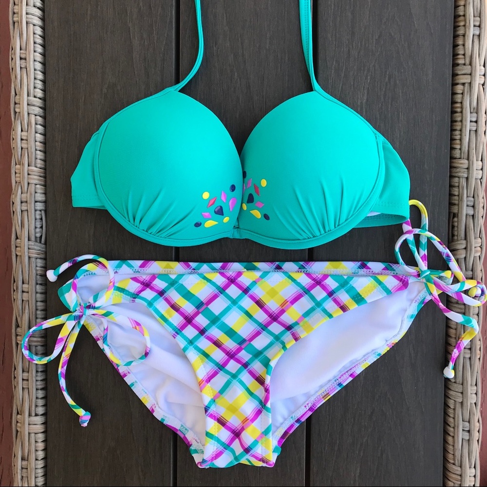 NEW‼️ XHILARATION Swim Bikini Set Size SMALL